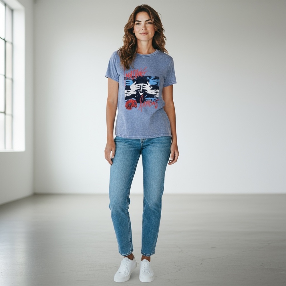 Graphic tee band. Unisex. Size M